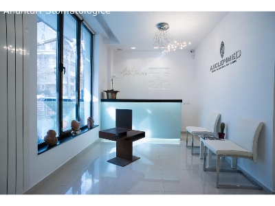 Inchiriez imobil P+2E+M cu 3 unituri stomatologice